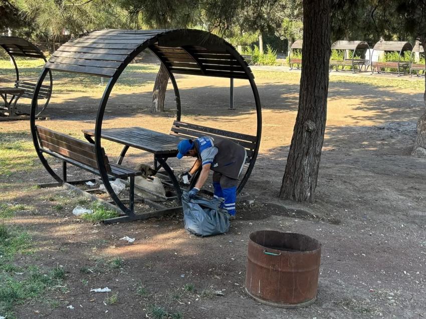 BANDIRMA BELEDİYESİ'NDEN ZİRAAT BAHÇESİ İÇİN TEMİZLİK SEFERBERLİĞİ