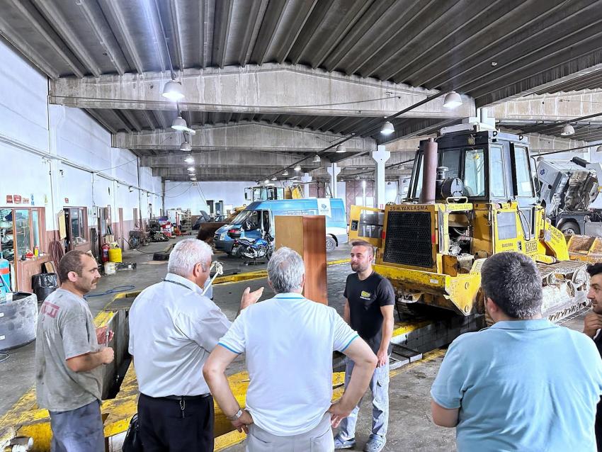 BAŞKAN MİRZA’DAN ŞANTİYE ZİYARETİ: “HALKIMIZA EN İYİ HİZMETİ SUNMAK İÇİN KARARLILIKLA ÇALIŞIYORUZ”