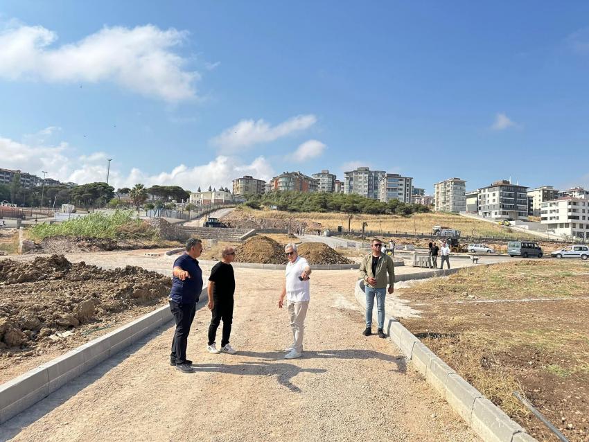 MALTA PARKI VE ÇEVRESİNDE ASFALTLAMA İLE DÜZENLEME ÇALIŞMALARI TÜM HIZIYLA SÜRÜYOR