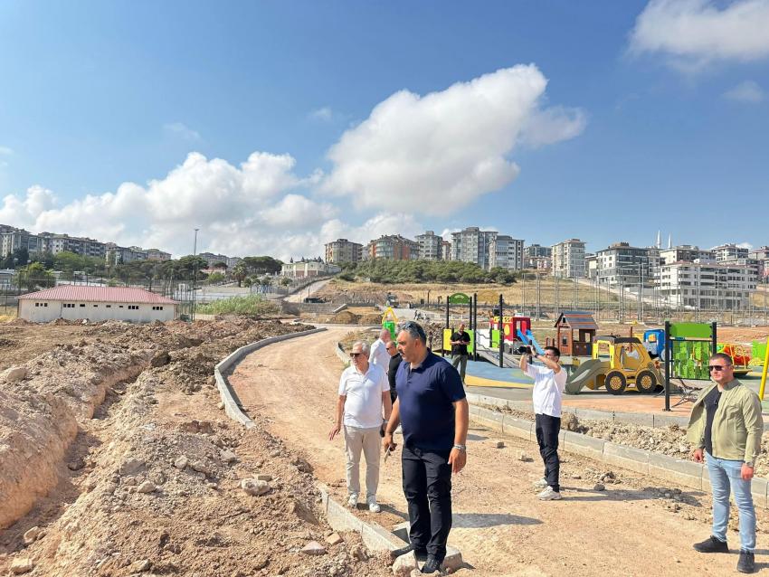 MALTA PARKI VE ÇEVRESİNDE ASFALTLAMA İLE DÜZENLEME ÇALIŞMALARI TÜM HIZIYLA SÜRÜYOR