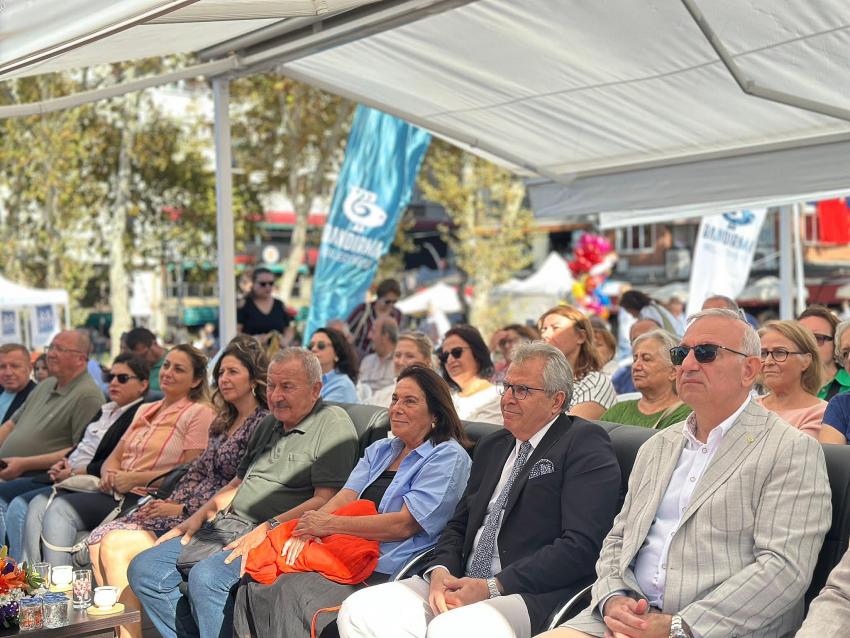 7. BANDIRMA KİTAP GÜNLERİ BAŞLADI: BAŞKAN MİRZA “OKUMAK DÜNYAYI DEĞİŞTİRİR” MESAJIYLA ETKİNLİĞİ AÇTI