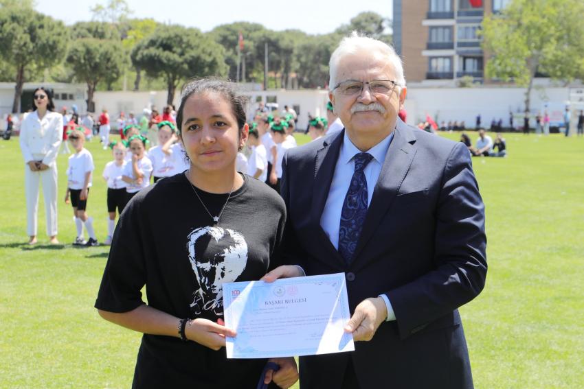 BURHANİYE’DE 23 NİSAN COŞKUSU