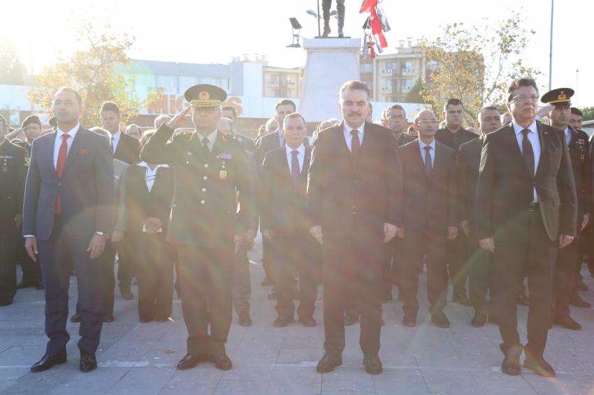 ULU ÖNDER MUSTAFA KEMAL ATATÜRK 84. YILINDA EDREMIT’TE ANILDI