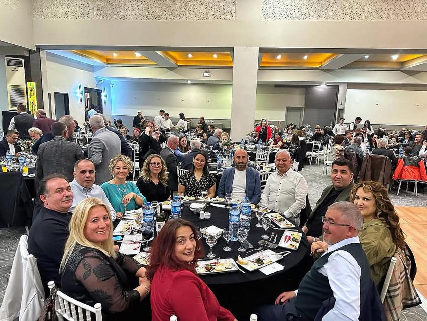 BANDIRMA BELEDİYE BAŞKANI DURSUN MİRZA, ALEVİ KÜLTÜR DERNEKLERİ BANDIRMA ŞUBESİ’NİN DAYANIŞMA GECESİ’NE KATILDI