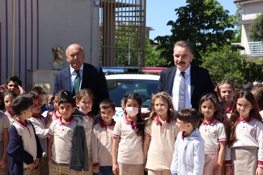 EDREMIT’TE TRAFIK VE İLKYARDIM HAFTASI MIMAR SINAN İLKOKULUNDA KUTLANDI