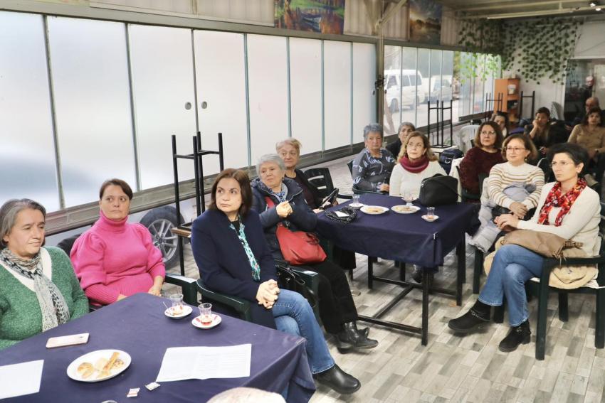 BAHÇELİEVLER MAHALLESİ’NDE  KADINLAR BULUŞMASI GERÇEKLEŞTİRİLDİ