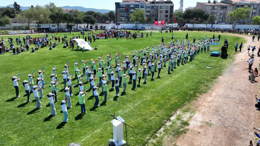 BURHANİYE’DE 23 NİSAN COŞKUSU