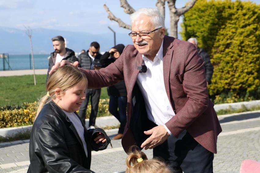 Başkan Deveciler İskele Mahallesi'nde Vatandaşlarla Buluştu