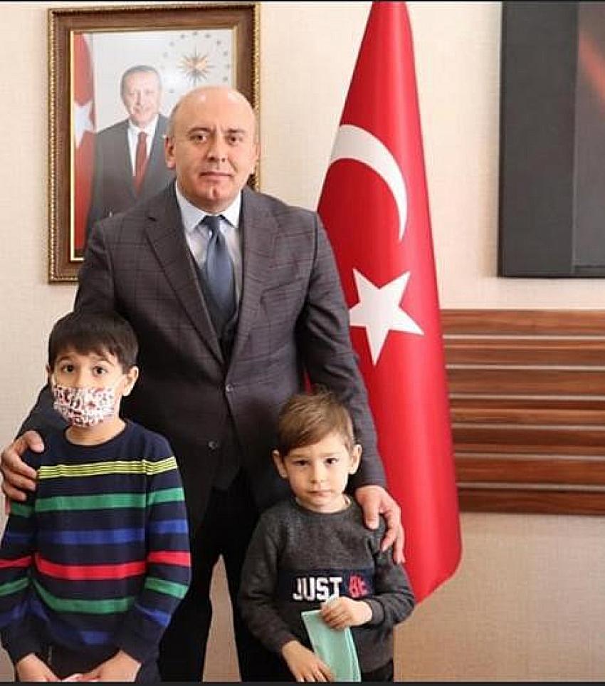 EDREMIT İLÇE MILLÎ EĞITIM MÜDÜRÜ YAKUP ÖZBEK’IN 23 NISAN MESAJI