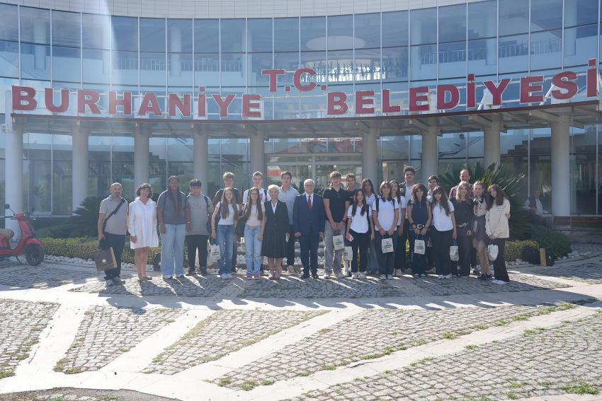 BURHANİYE'DE KARDEŞ ŞEHİR ZİYARETİ