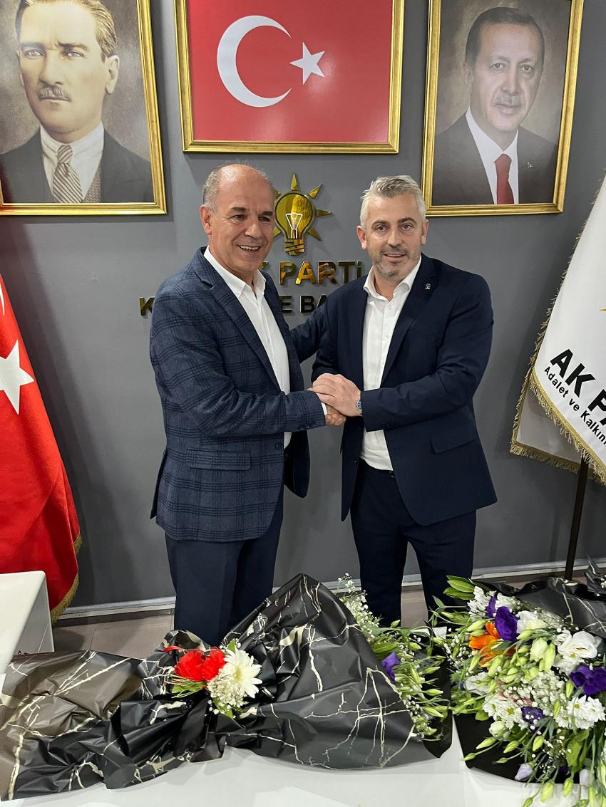 Hakan Aka, AK Parti Karesi'de bayrağı devraldı