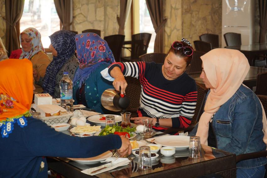 MAHALLEEVLERİNDEN DAYANIŞMA TOPLANTISI