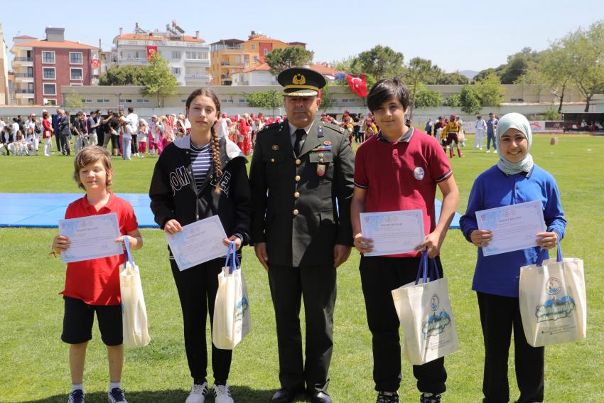 BURHANİYE’DE 23 NİSAN COŞKUSU