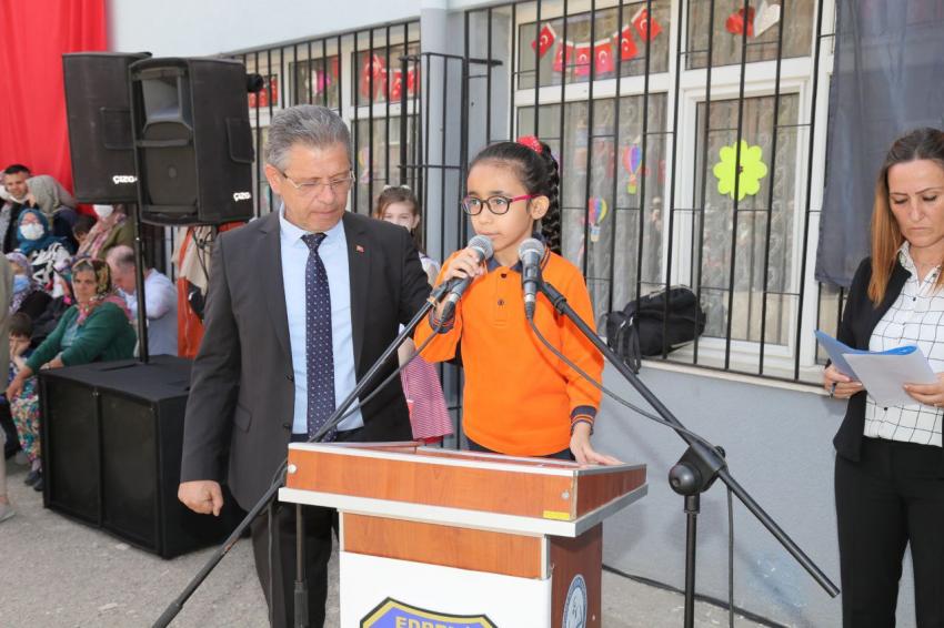 EDREMİT’TE 23 NİSAN COŞKUYLA KUTLANDI