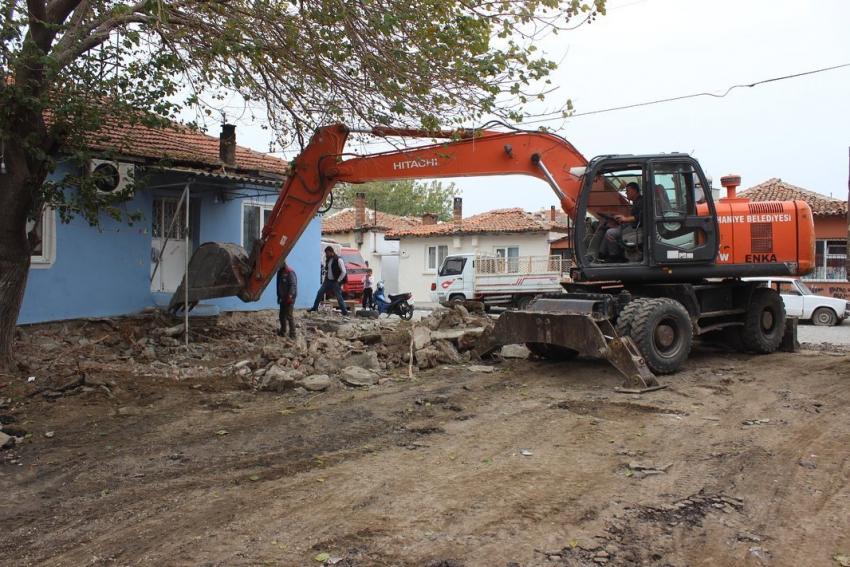 MEMİŞ MAHALLESİ PARKE TAŞ DÖŞEME ÇALIŞMALARI BAŞLADI