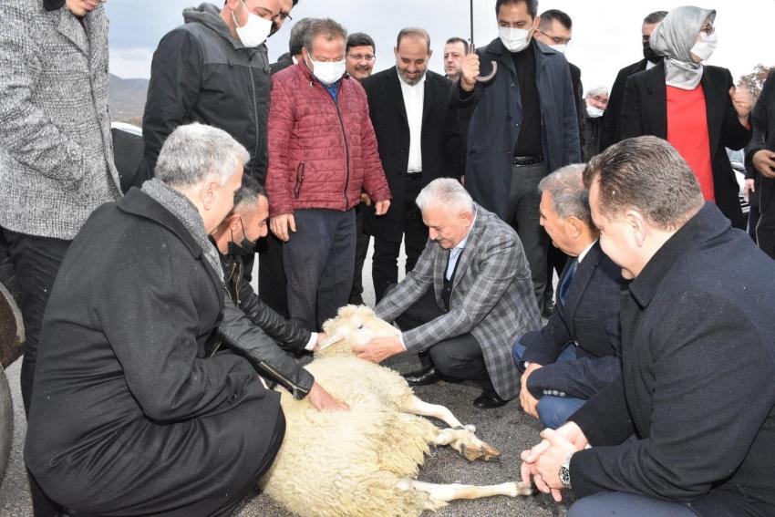 AK PARTI GENEL BAŞKAN VEKILI BINALI YILDIRIM BIGADIÇ’TE