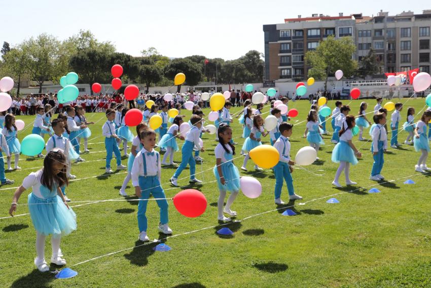 BURHANİYE’DE 23 NİSAN COŞKUSU