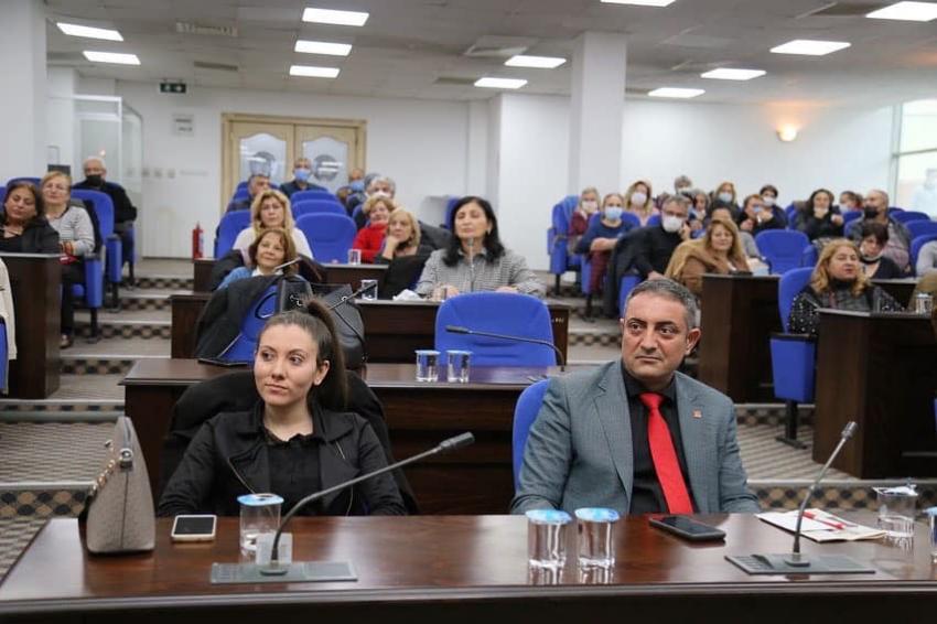 CHP EDREMIT İLÇE BAŞKANLIĞI  ''AILE DESTEKLERI SIGORTASI'' HAKKINDA SUNUM GERÇEKLEŞTIRDI