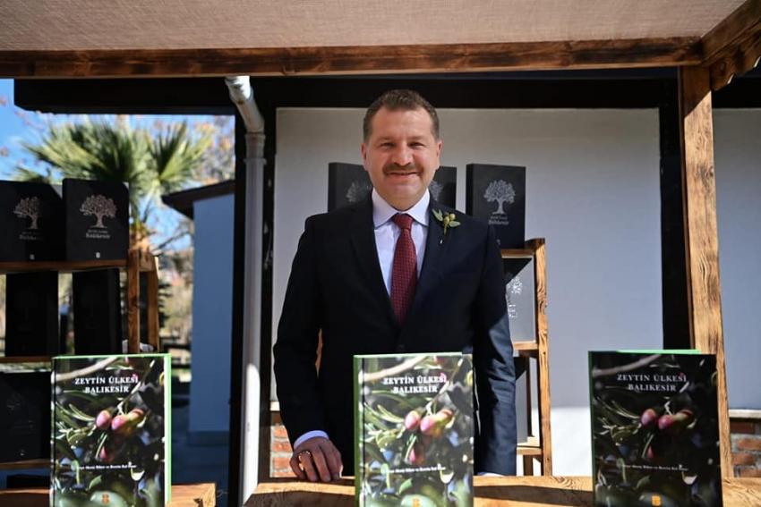 BÜYÜKŞEHIR, ZEYTIN ŞEHRINDE; ZEYTIN KITABINI TANITTI