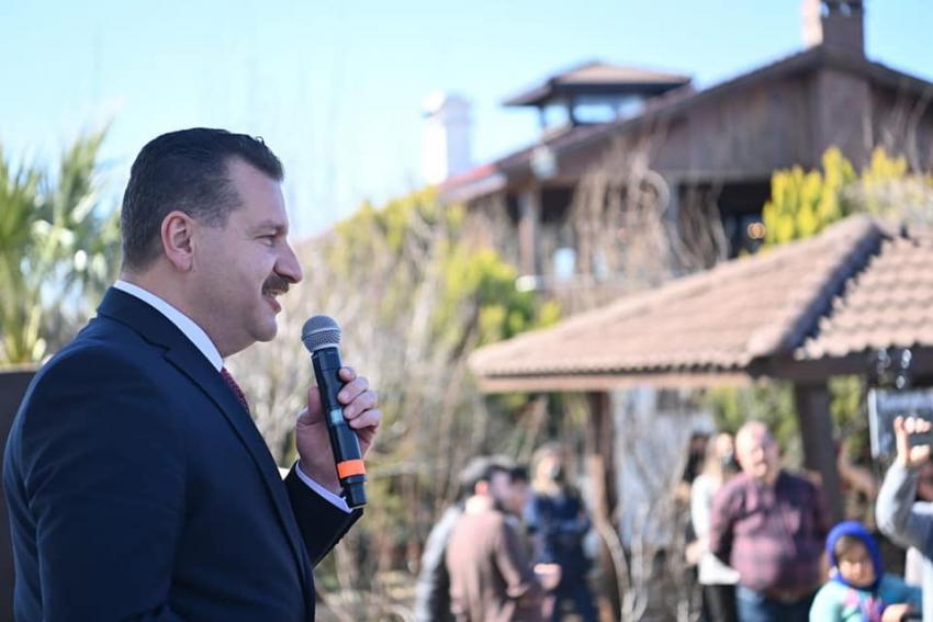 BÜYÜKŞEHIR, ZEYTIN ŞEHRINDE; ZEYTIN KITABINI TANITTI