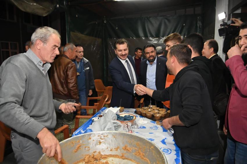 BAŞKAN YILMAZ EDREMIT'TE YÜZLERI GÜLDÜRDÜ