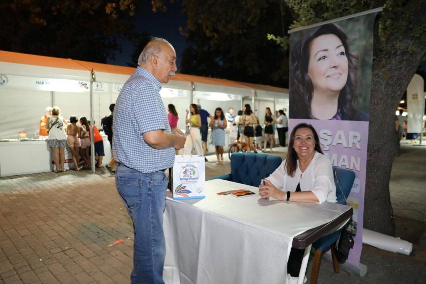 BURHANIYE KITAP FUARI 3. KEZ KAPILARINI SANATSEVERLERE AÇTI