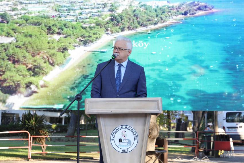 BURHANIYE KITAP FUARI 3. KEZ KAPILARINI SANATSEVERLERE AÇTI