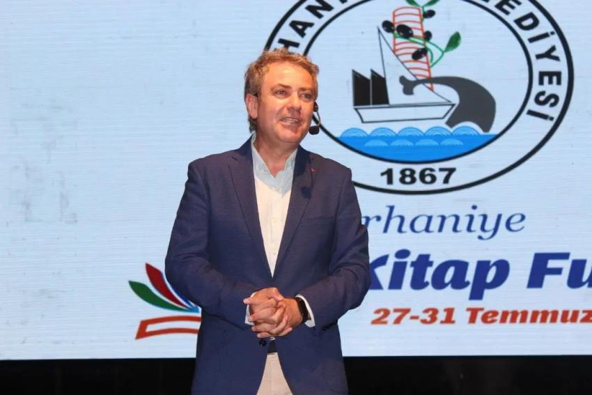 BURHANIYE KITAP FUARI 3. KEZ KAPILARINI SANATSEVERLERE AÇTI