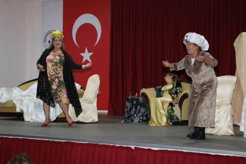 'CORONA DA ÖLDÜRMEDI' OYUNU BURHANIYE’DE