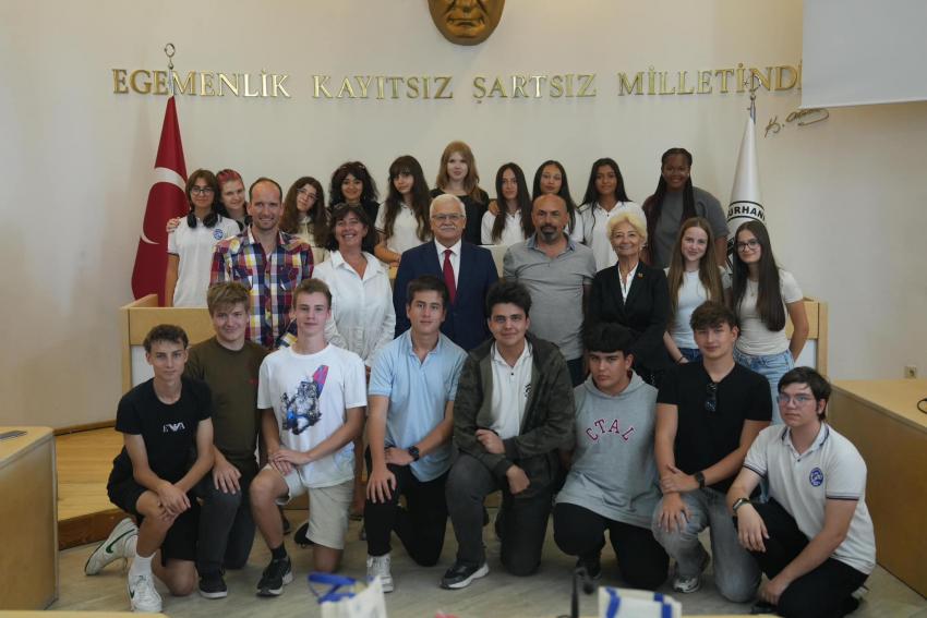 BURHANİYE'DE KARDEŞ ŞEHİR ZİYARETİ