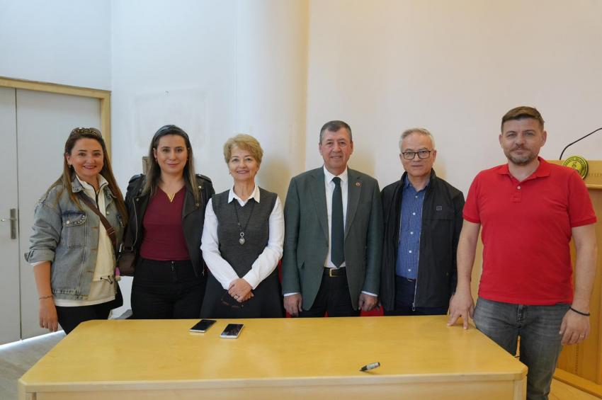 BURHANİYELİ MİNİKLERDEN ÖRNEK ÇEVRE DUYARLILIĞI