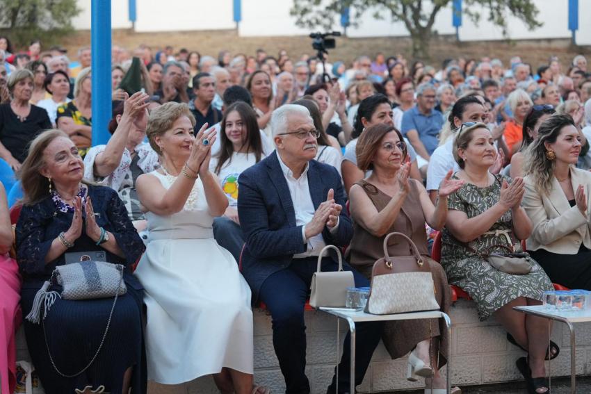 “DÜŞTEN DÜŞÜNCEYE ZAMANSIZ KADINLAR” GÖSTERİMİ  BURHANİYE’DE GERÇEKLEŞTİRİLDİ