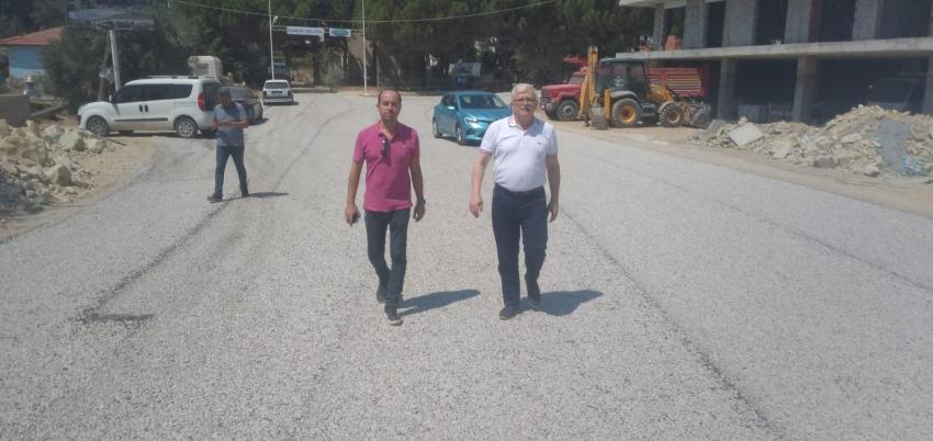 BURHANIYE'DE ASFALT YOLLAR DÜZENLENIYOR