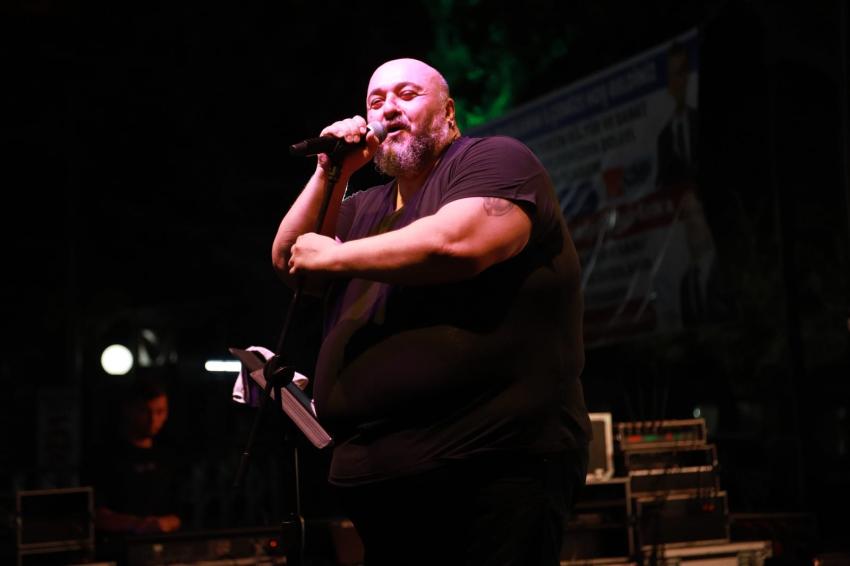 BURHANİYE FESTİVALİNDE 30 AĞUSTOS ZAFER BAYRAMI COŞKUSU