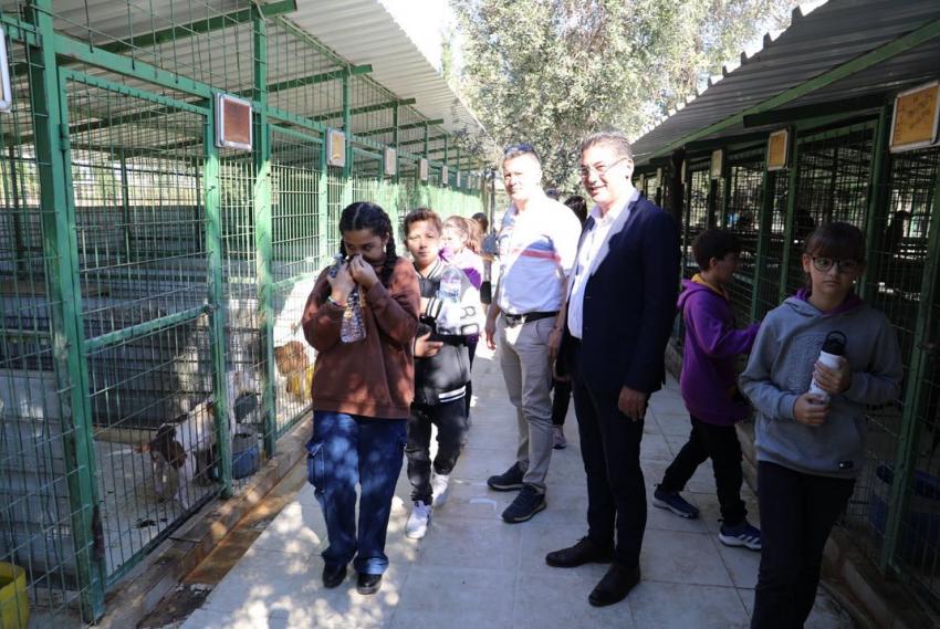 4 EKIM HAYVANLARI KORUMA GÜNÜ’NDE MINIKLERDEN ANLAMLI ZIYARET