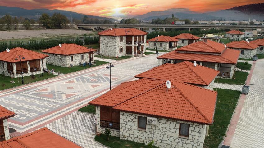 TÜRKİYE’NİN EN BÜYÜK 3. MİLLET BAHÇESİ BİGADİÇ’TE