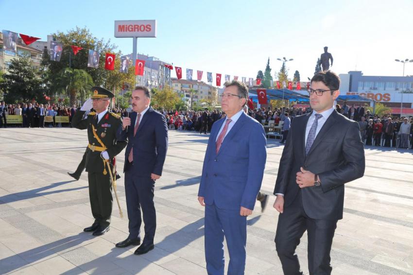 EDREMIT’TE CUMHURIYET COŞKUSU