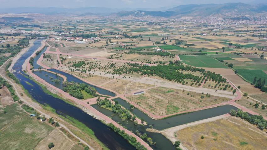 TÜRKİYE’NİN EN BÜYÜK 3. MİLLET BAHÇESİ BİGADİÇ’TE