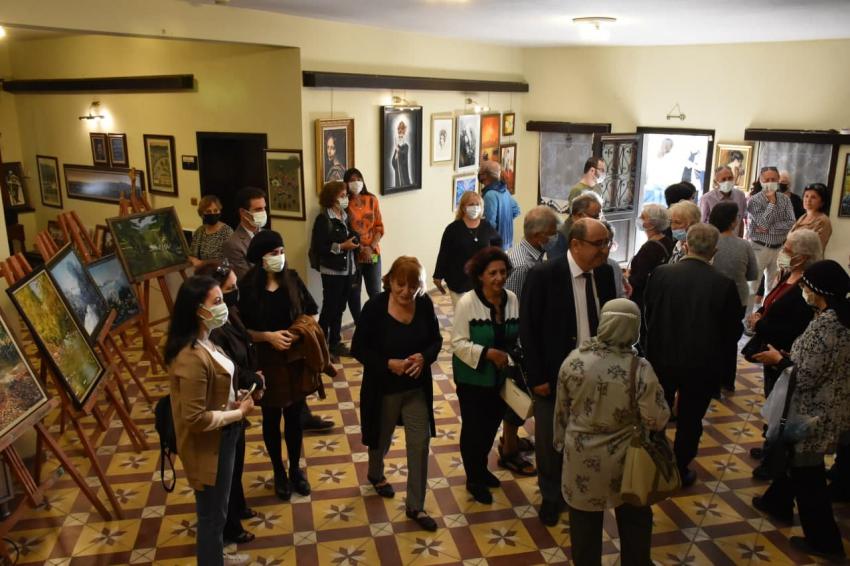 EDREMİT’TE KARMA RESİM SERGİSİ AÇILDI