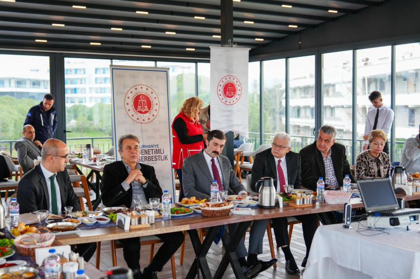 Koruma Kurulları Toplantısı Burhaniye'de Gerçekleştirildi