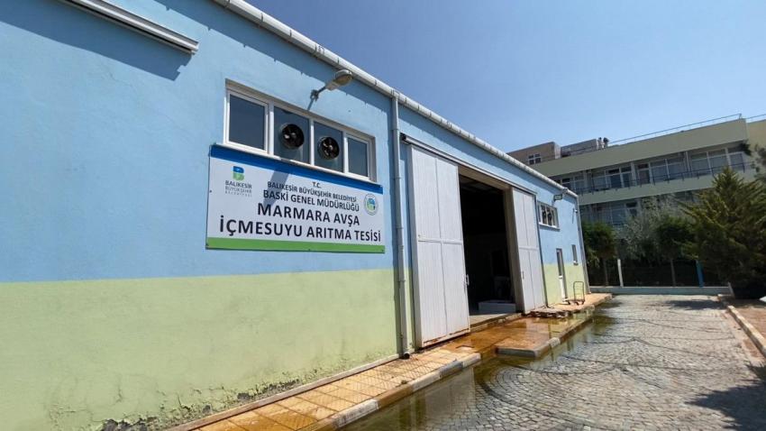 BALIKESIR'IN AVŞA ADASI 180 BIN NÜFUSA ÇIKTI! TATILCILER KALACAK YER BULAMADI