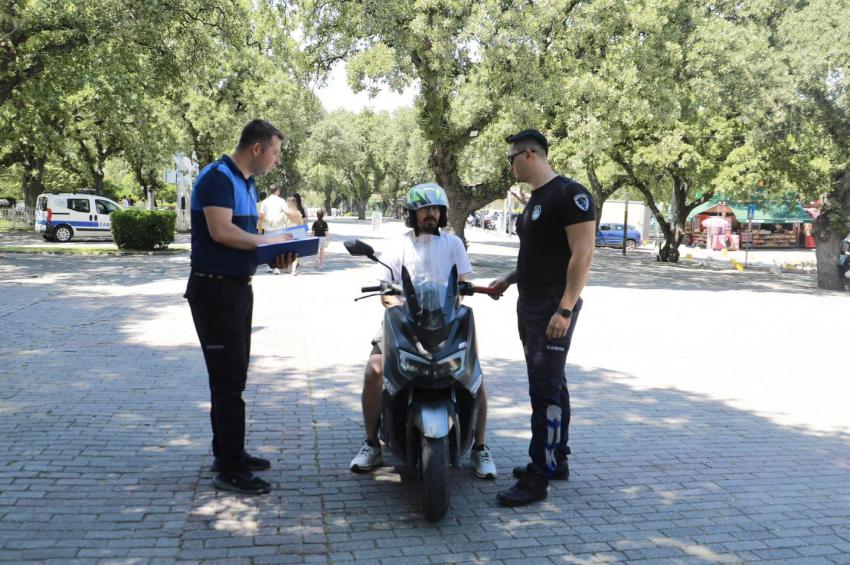 BURHANİYE BELEDİYESİ ZABITA TRAFİK EKİPLERİNDEN SIKI DENETİM