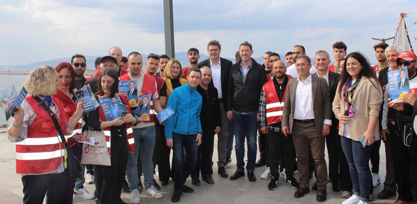 AYTEKİN BANDIRMA’DAN ÜNİVERSİTELİLERE SESLENDİ