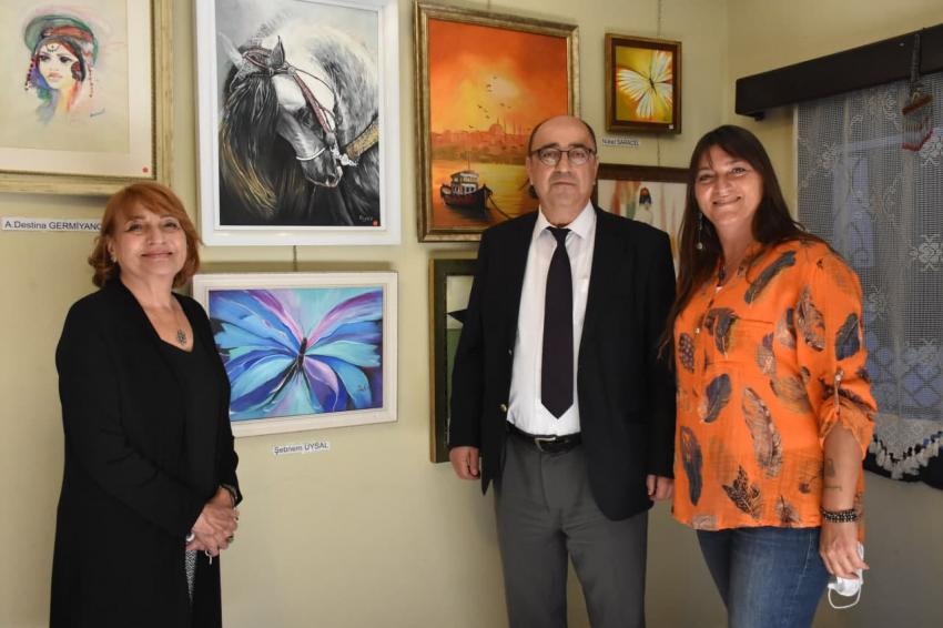 EDREMİT’TE KARMA RESİM SERGİSİ AÇILDI