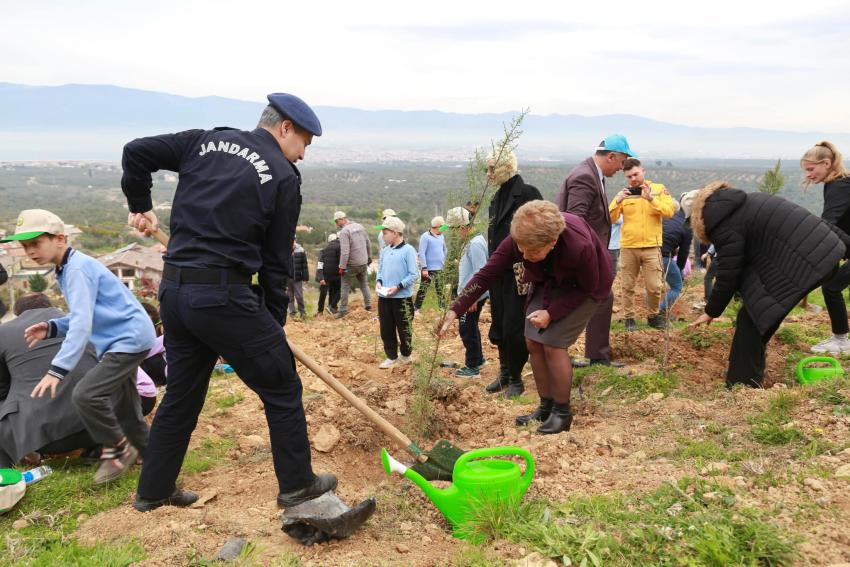 BURHANİYE, GELECEĞE NEFES OLUYOR