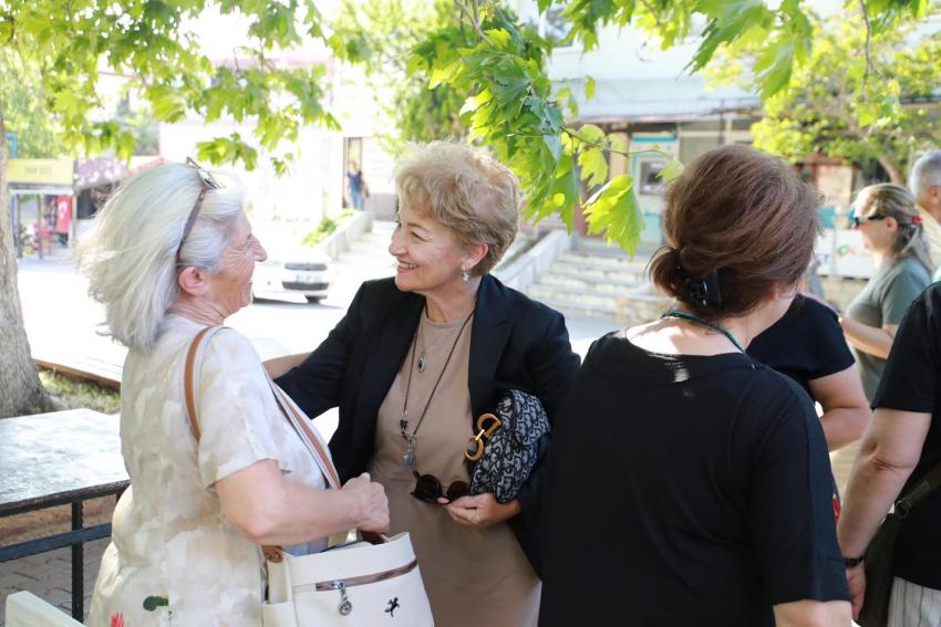 KADINLAR BULUŞMASI PELİTKÖY MAHALLESİ’NDE GERÇEKLEŞTİRİLDİ