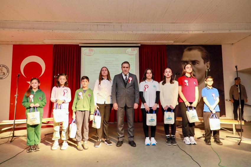 İSTİKLAL MARŞI’NIN KABULÜ BURHANİYE’DE KUTLANDI