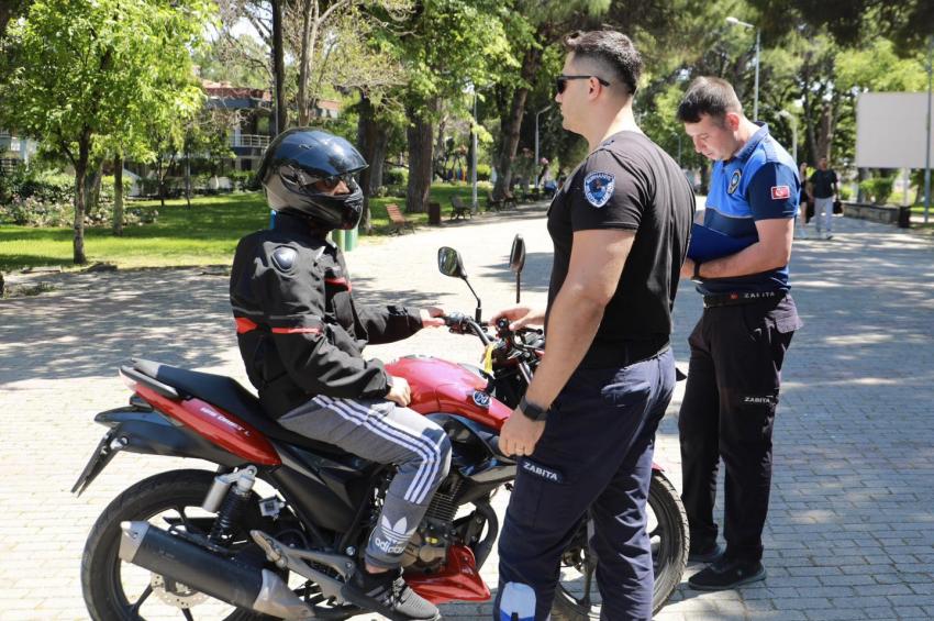 BURHANİYE BELEDİYESİ ZABITA TRAFİK EKİPLERİNDEN SIKI DENETİM