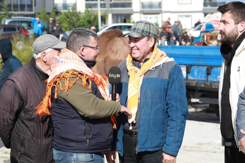 BURHANİYE’DE DEVELER HAVUTLARINI TÖRENLE GİYDİ