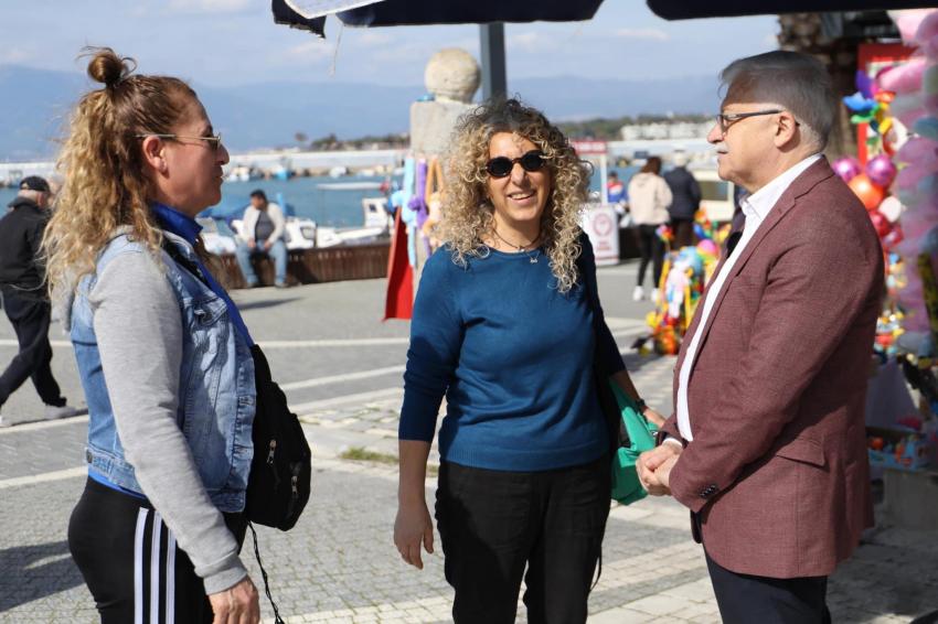 Başkan Deveciler İskele Mahallesi'nde Vatandaşlarla Buluştu